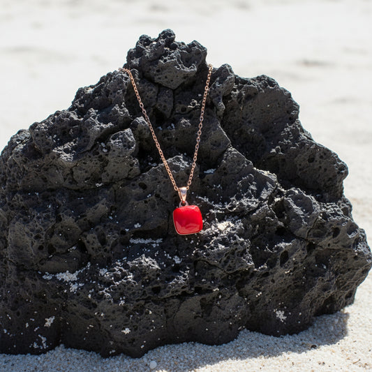 Colgante Alone rojo